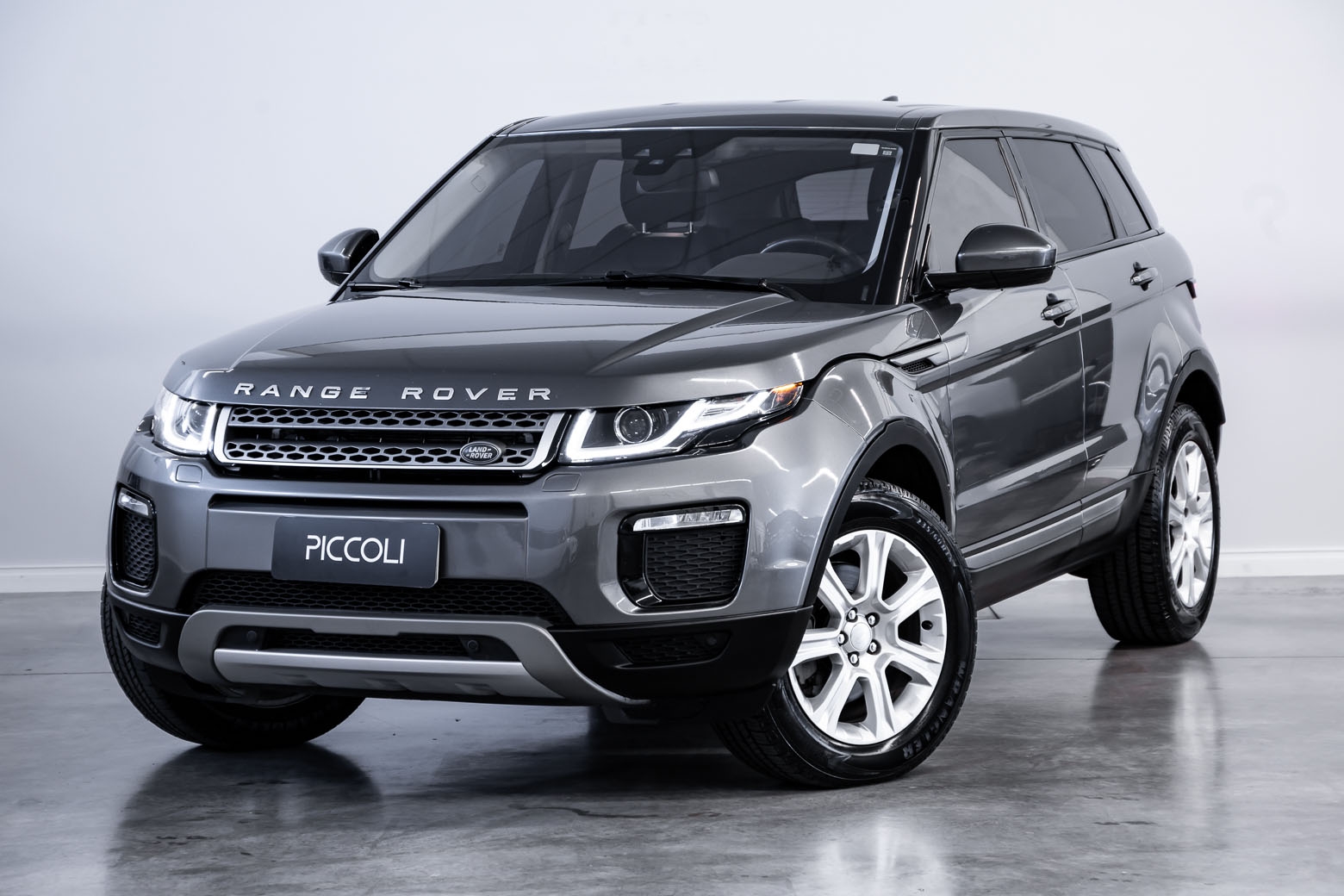 Land Rover Evoque SE